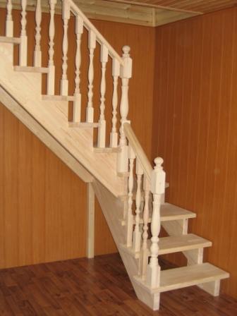какой должна быть лестница в дачном доме