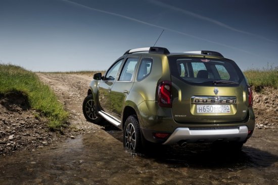 Renault Duster 2015: двигатели лучше, электроника сложнее
